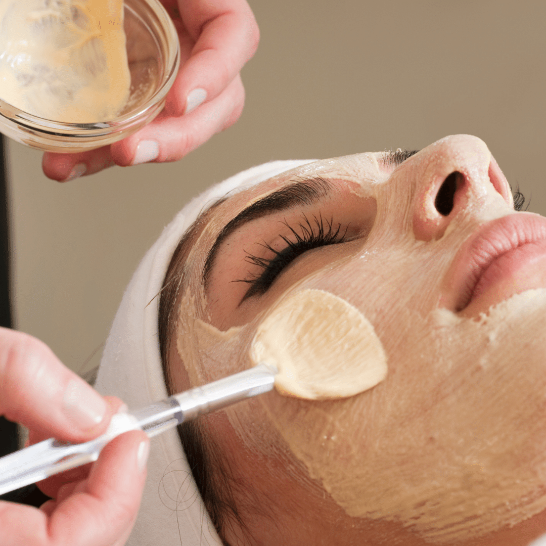 Vie de Mer Red Carpet Facial