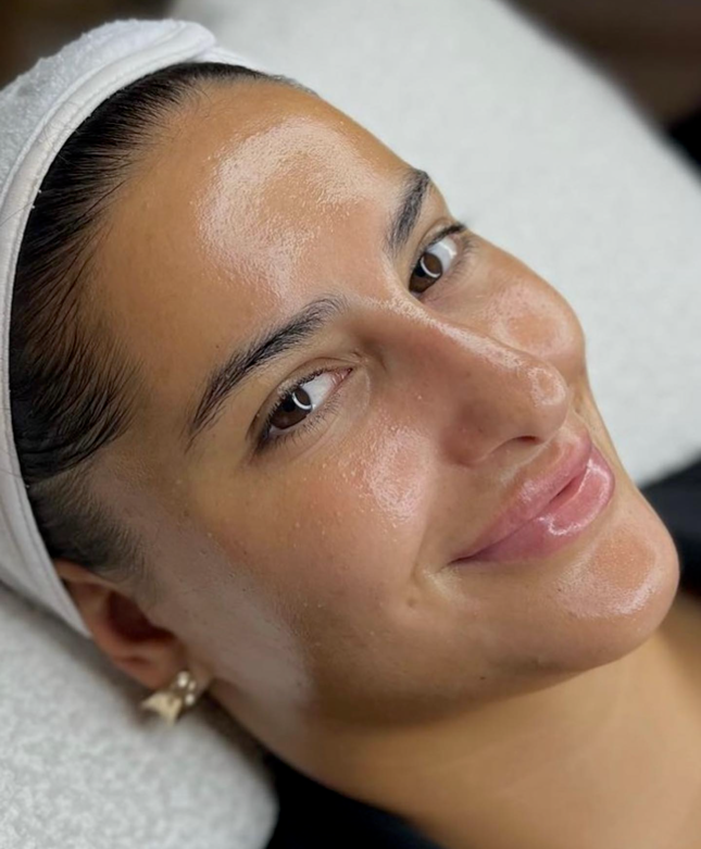 Vie De Mer Blueberry Brightening Facial